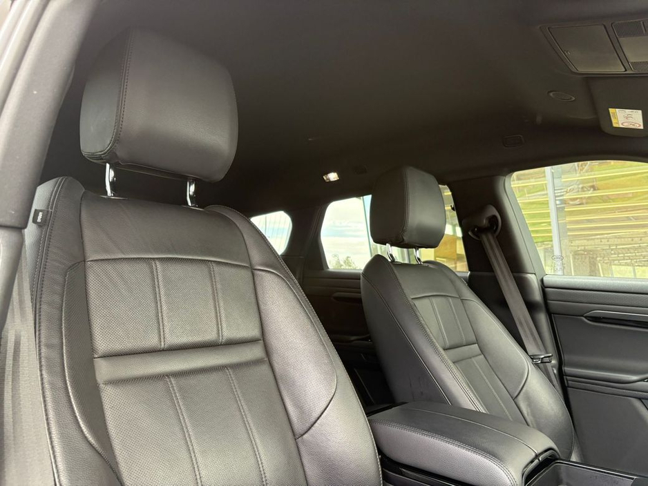 2022 Land Rover Range Rover Evoque - image 22