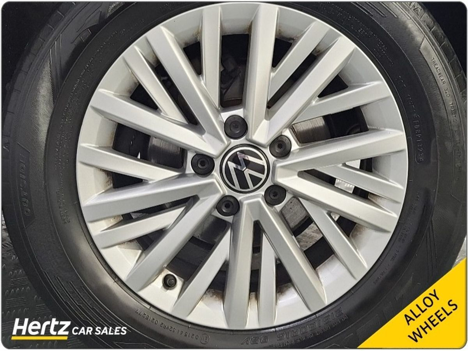 2023 Volkswagen T-Roc LIFE TSI 1.0 Petrol Manual €25,795