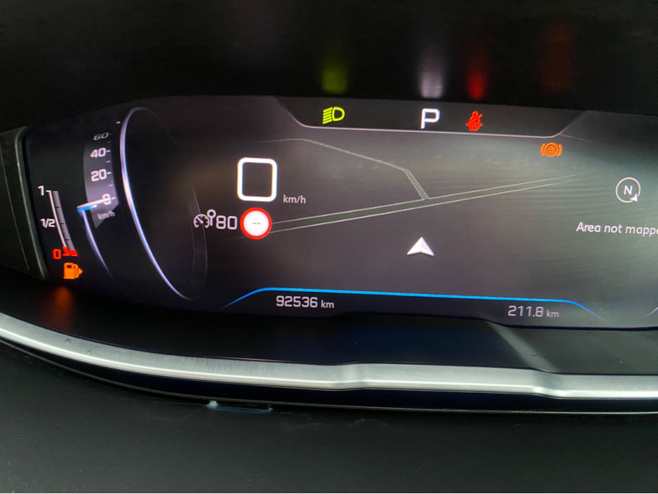 2023 Peugeot 3008 - image 9