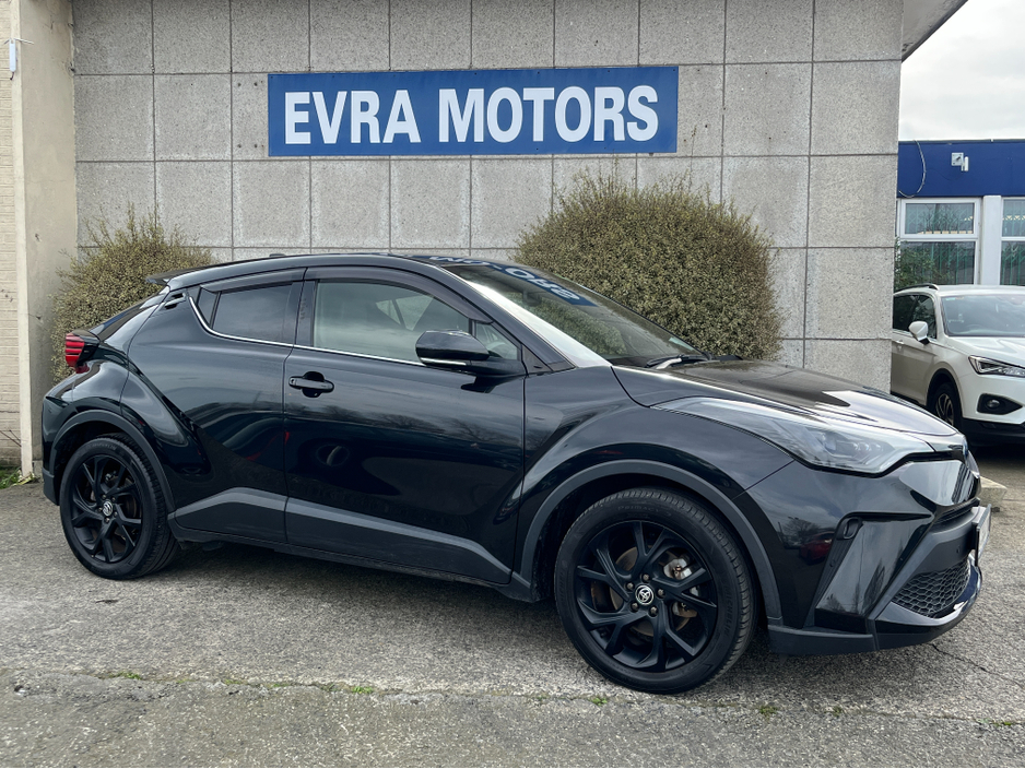 2021 Toyota C-HR - image 3