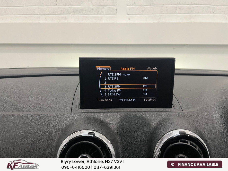 2015 Audi A3 - image 29