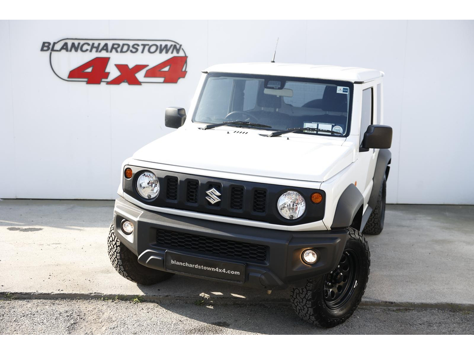 2023 Suzuki Jimny - image 5