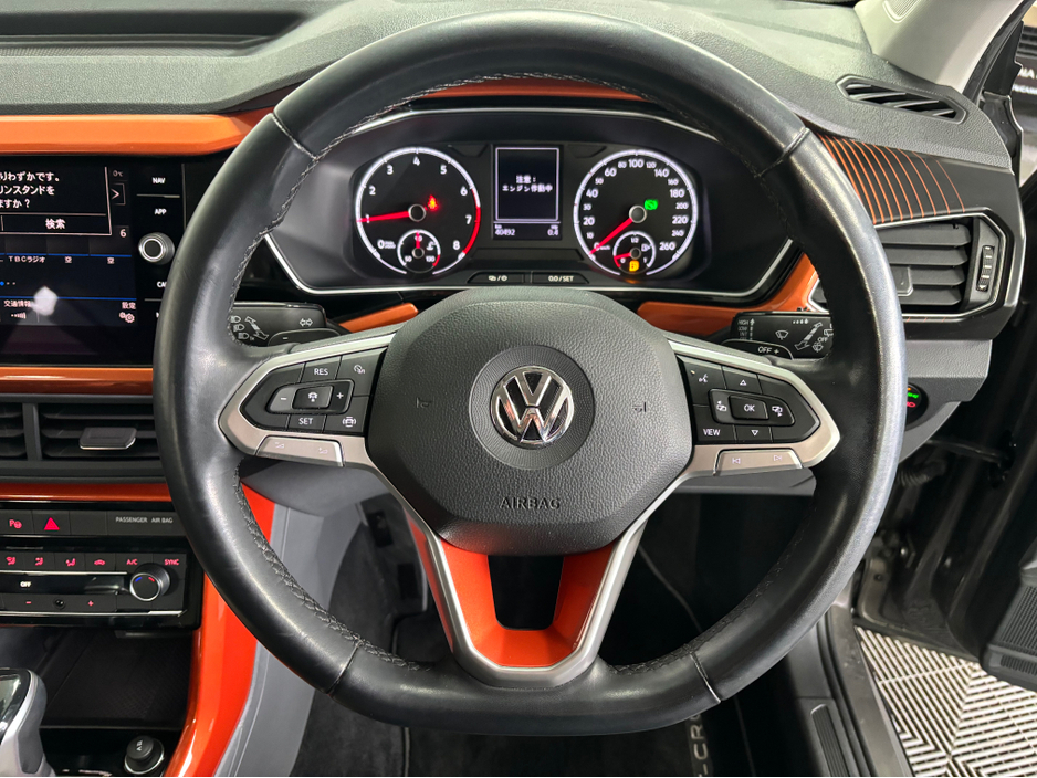 2020 Volkswagen T-Cross - image 7