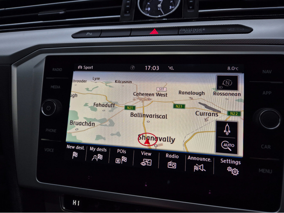 2019 Volkswagen Passat - image 14