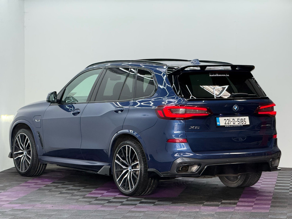 2022 BMW X5 - image 6