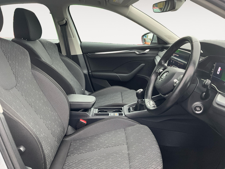 2022 Skoda Octavia STYLE 2.0 TDI 115HP 5DR €27,500