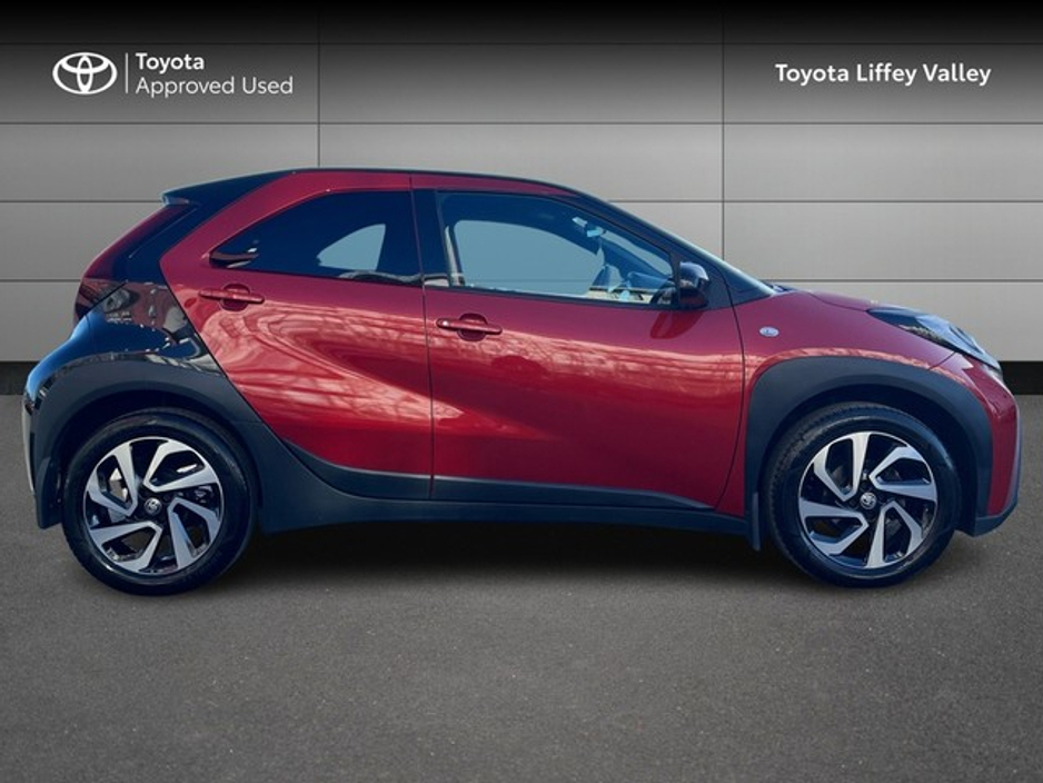 2023 Toyota Aygo X - image 3