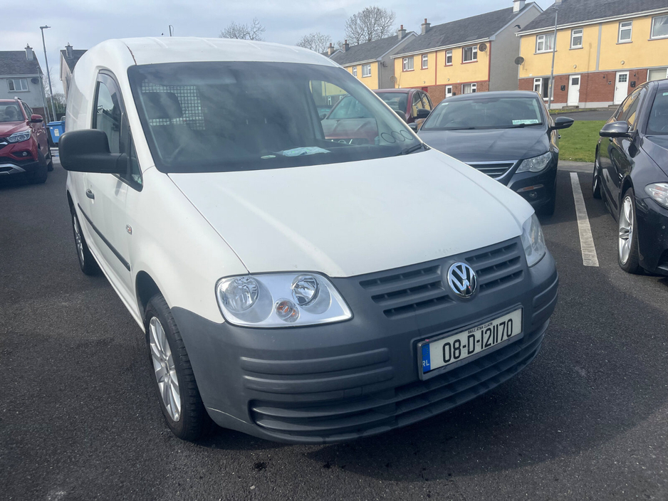 2008 Volkswagen Caddy - image 3