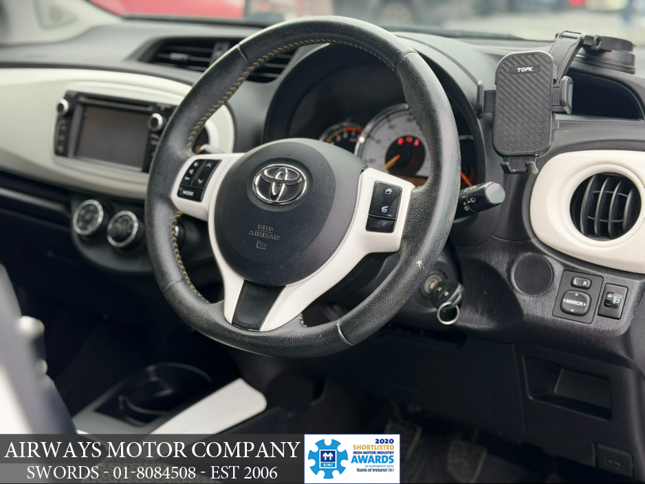 2013 Toyota Yaris 1.33 VVT-I TREND 5DR - FRESH NCT €6,950