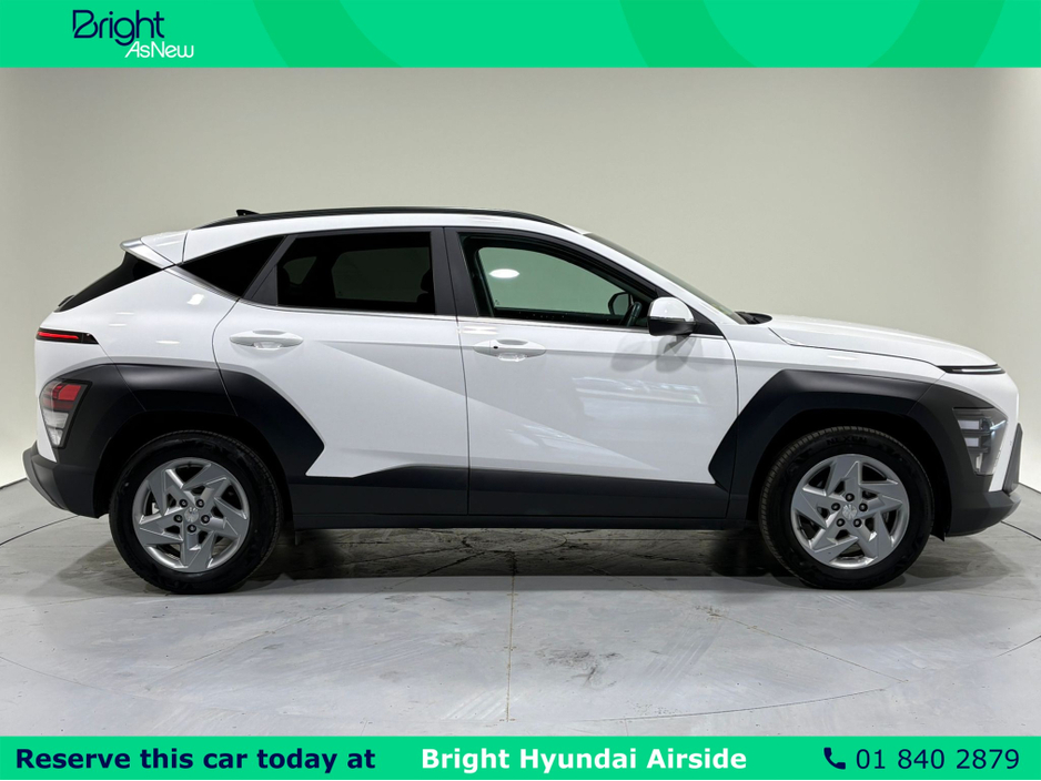 2023 Hyundai Kona - image 9