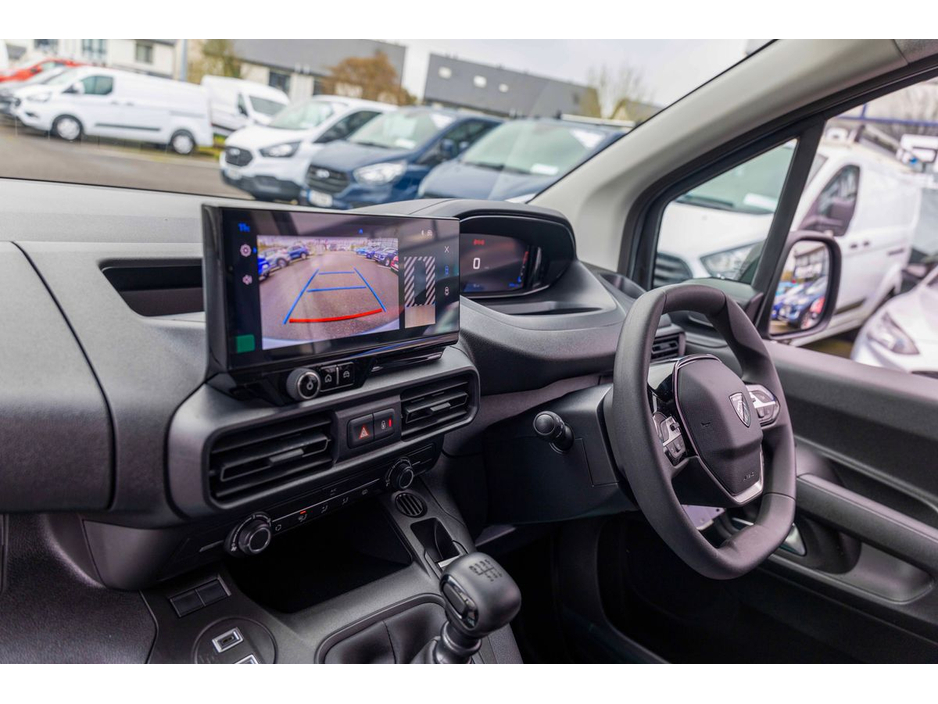 2026 Peugeot Partner - image 19