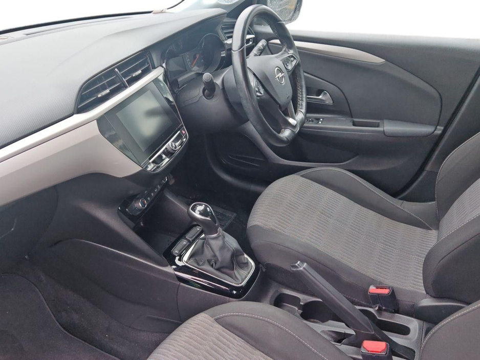 2022 Opel Corsa - image 4