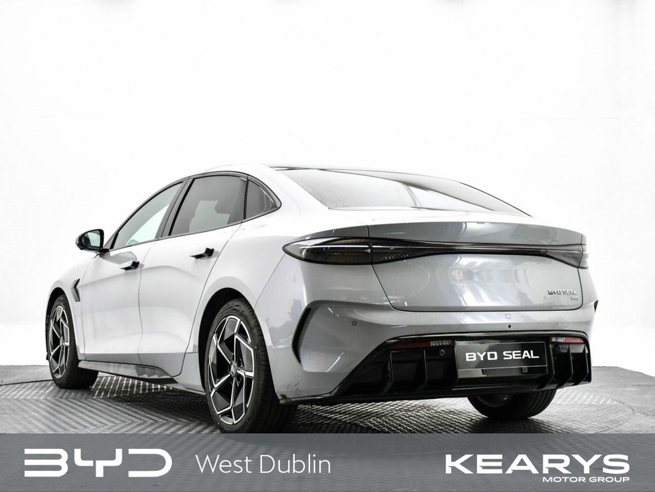 2026 BYD Seal - image 8