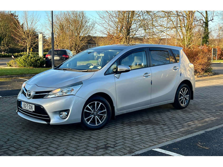 2015 Toyota Verso 1.6 D LUNA SKYVIEW 4DR €6,950