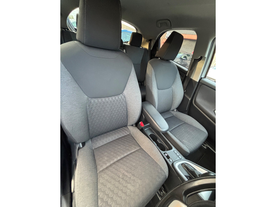 2023 Mazda Mazda2 - image 33