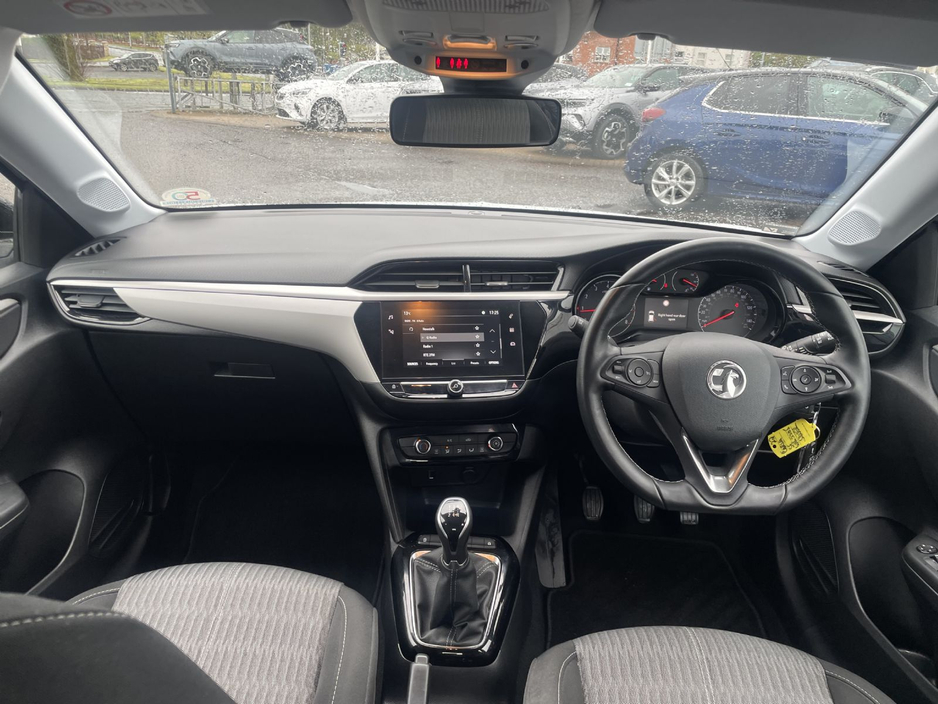 2022 Opel Corsa - image 15