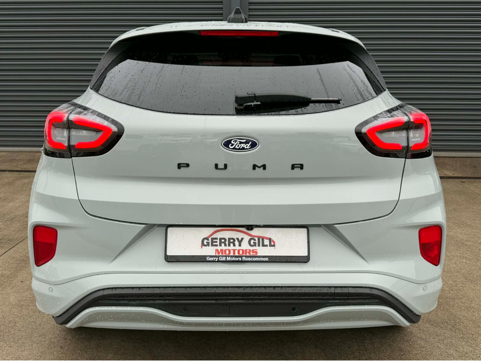 2025 Ford Puma - image 6