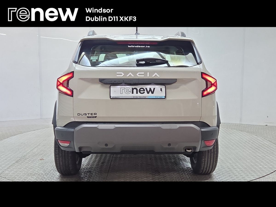 2026 Dacia Duster - image 9