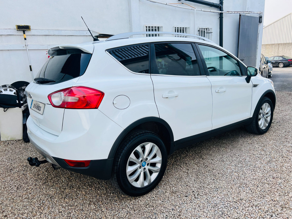 2012 Ford Kuga - image 8