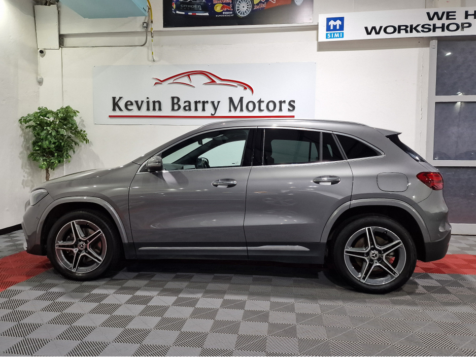 2023 Mercedes-Benz GLA Class 250E AMG LINE PREMIUM (PLUG IN HYBRID) AUTOMATIC **ONE OWNER / APPLE CARPLAY & ANDROID AUTO / BLIND SPOT ASSIST / HEATED FRONT SEATS / SAT NAV / REVERSE CAMERA / WIRELESS PHONE CHARGING** €40,900