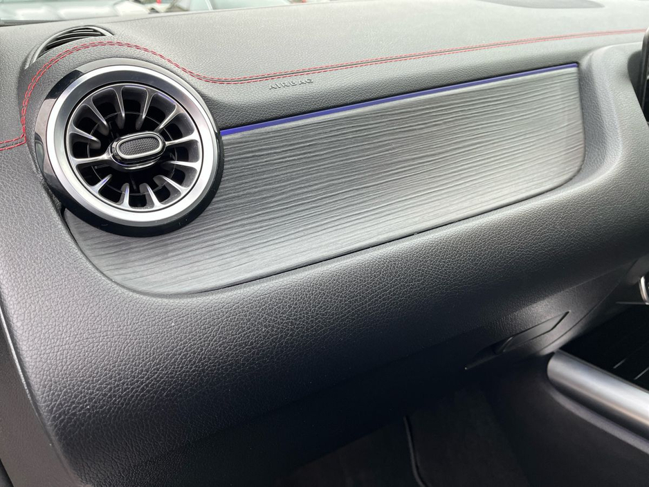 2021 Mercedes-Benz EQA - image 18