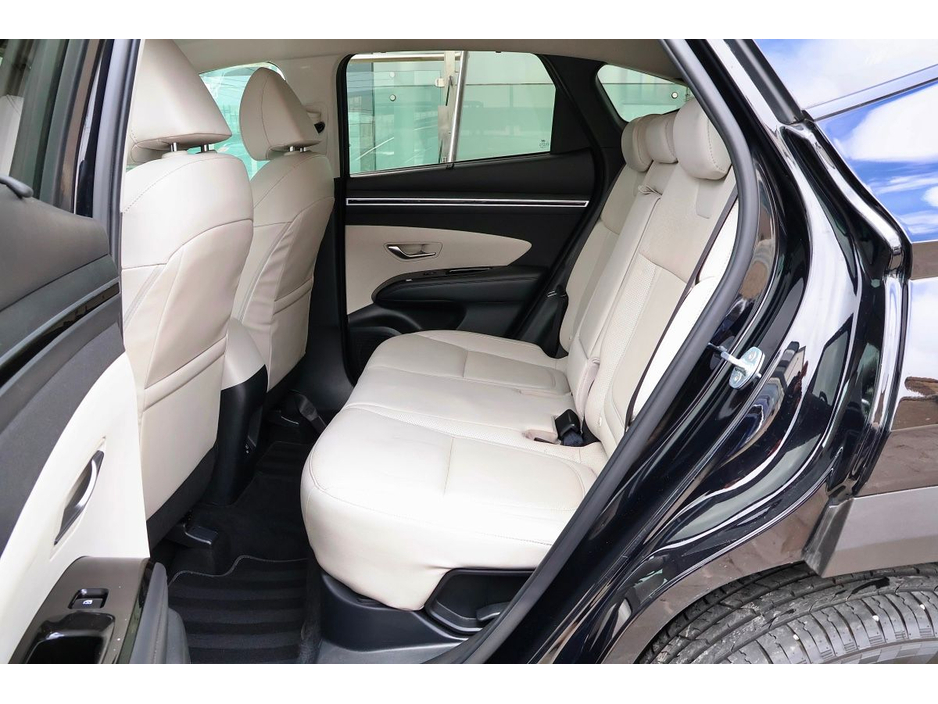 2021 Hyundai Tucson - image 16