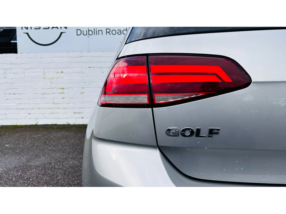 2019 Volkswagen Golf NCT '27 ++ AUTOMATIC PETROL ++WITH REVERSE CAMERA €20,450