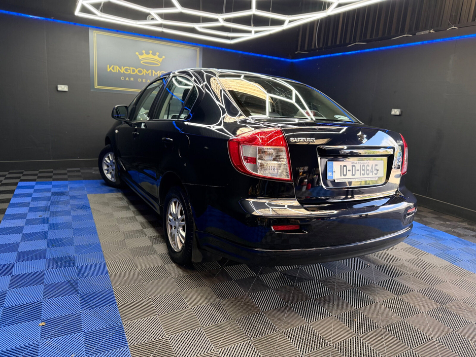2010 Suzuki SX4 - image 11