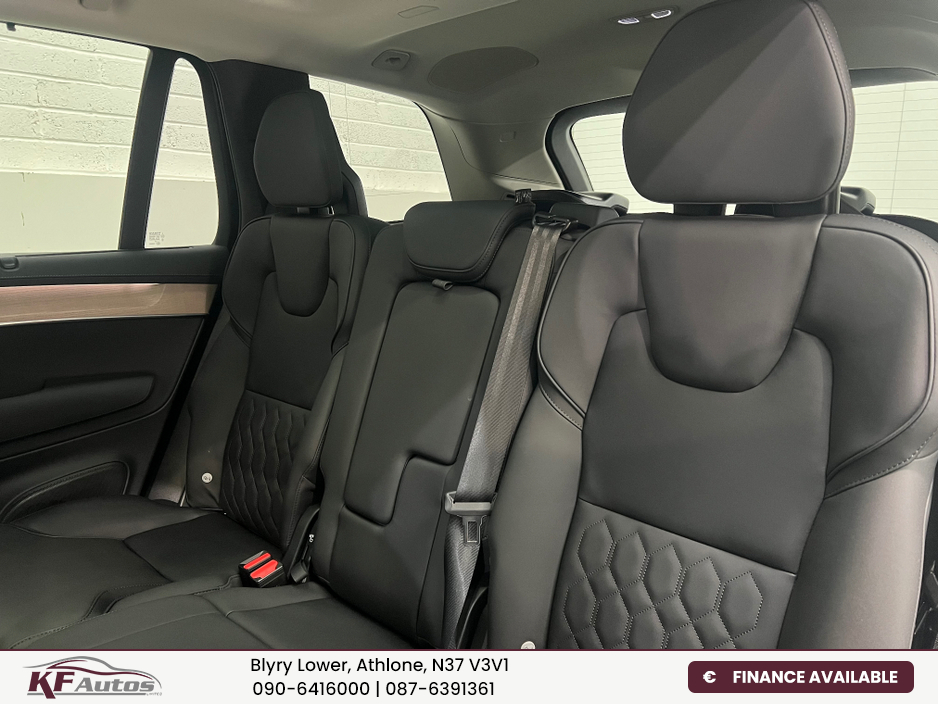 2025 Volvo XC90 - image 14
