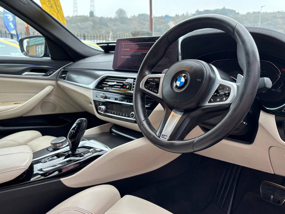 2022 BMW 5 Series - image 5