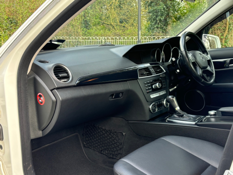 2014 Mercedes-Benz C Class - image 8