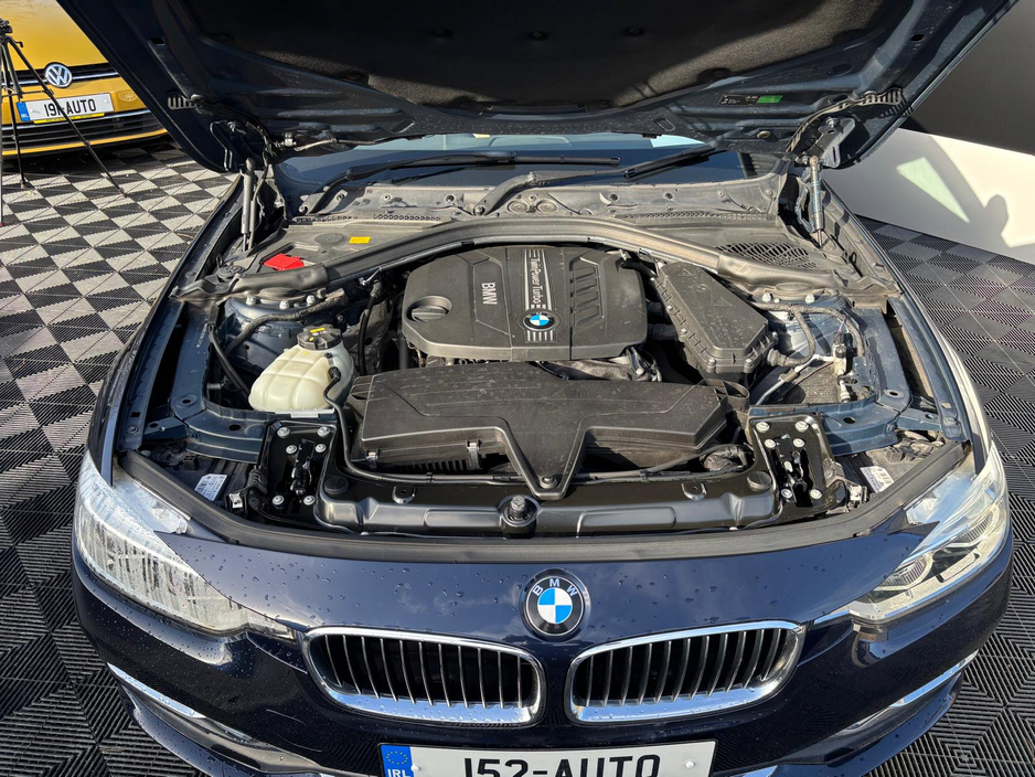 2015 BMW 3 Series - image 8