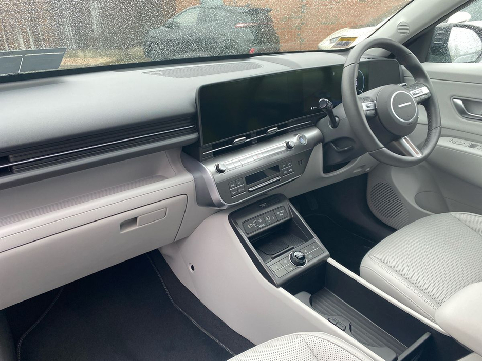 2025 Hyundai Kona - image 12