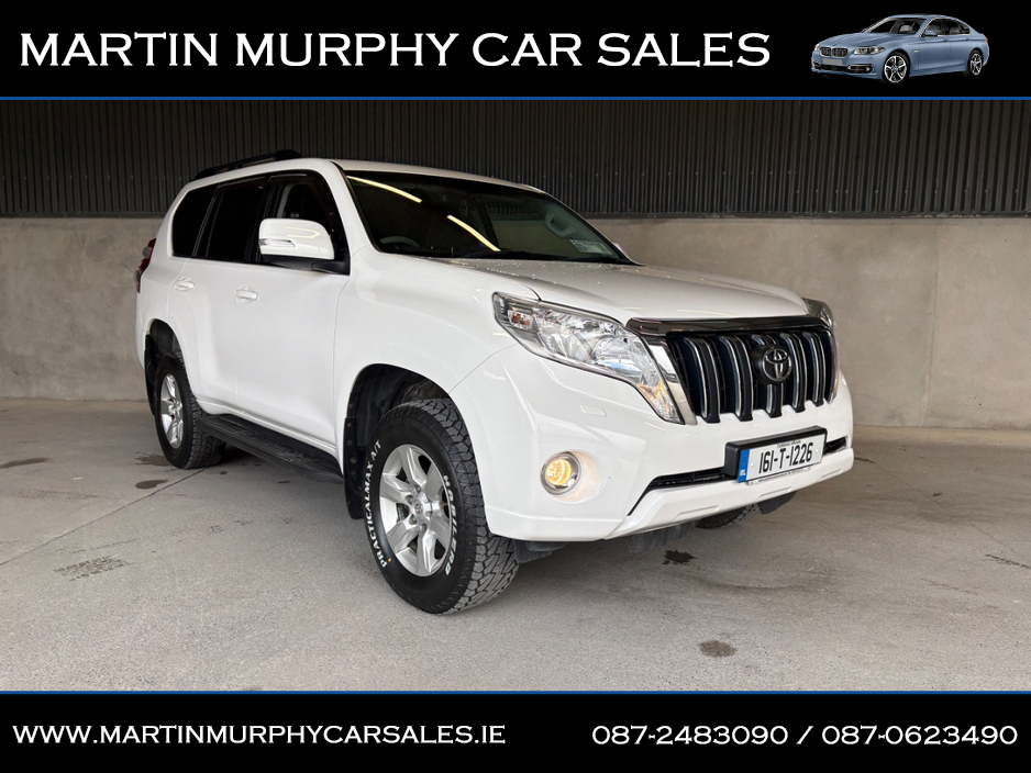 2016 Toyota Landcruiser - image 7