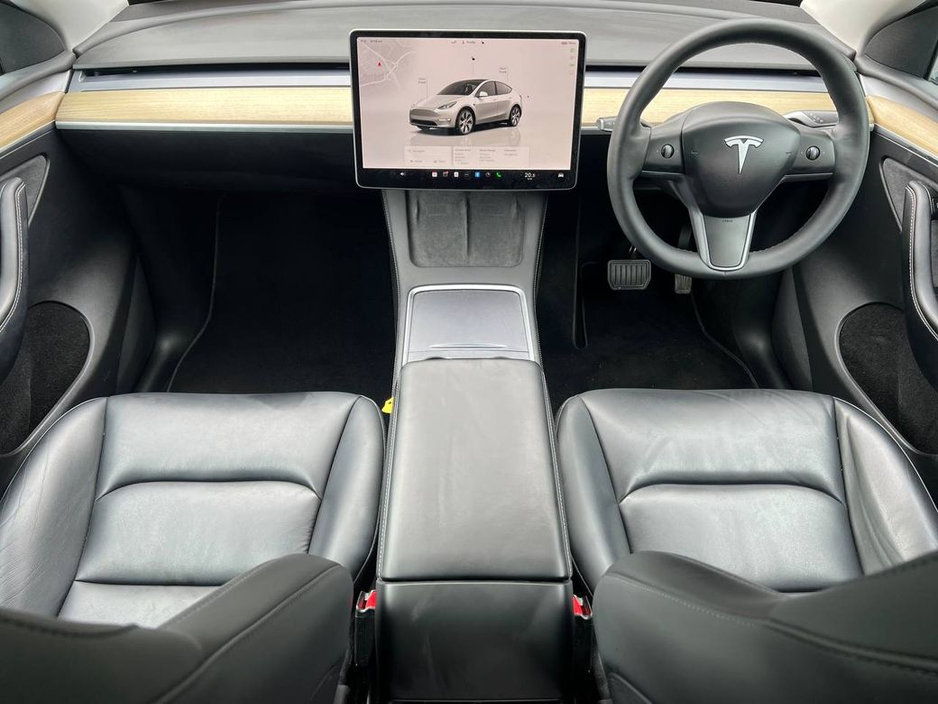 2023 Tesla Model Y - image 11