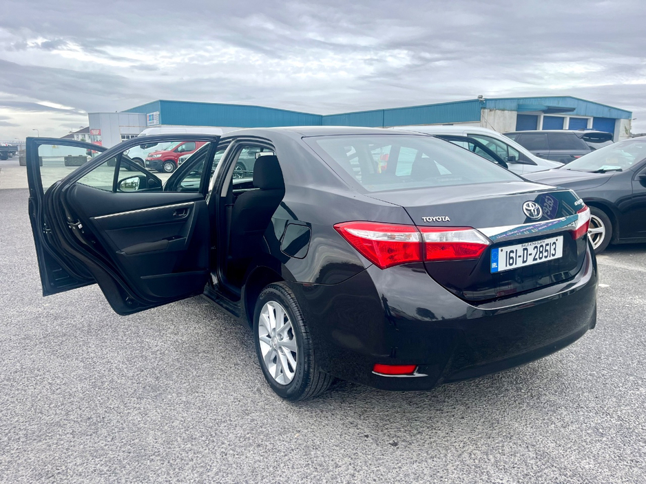 2016 Toyota Corolla - image 7