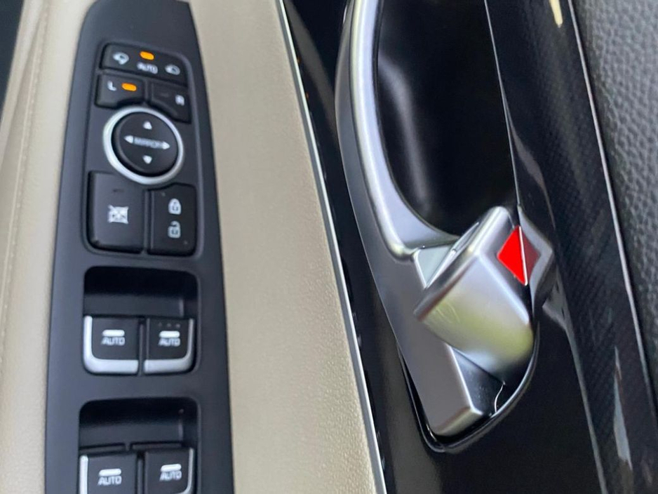 2019 Kia Sorento 7 Seater 2.2D Premium Spec IMMACULATE CONDITION* Privacy Glass, Rear Spoiler, Sat Nav, Heated Seats, Electric Seats, Cruise Control, Electric Windows, €27,900