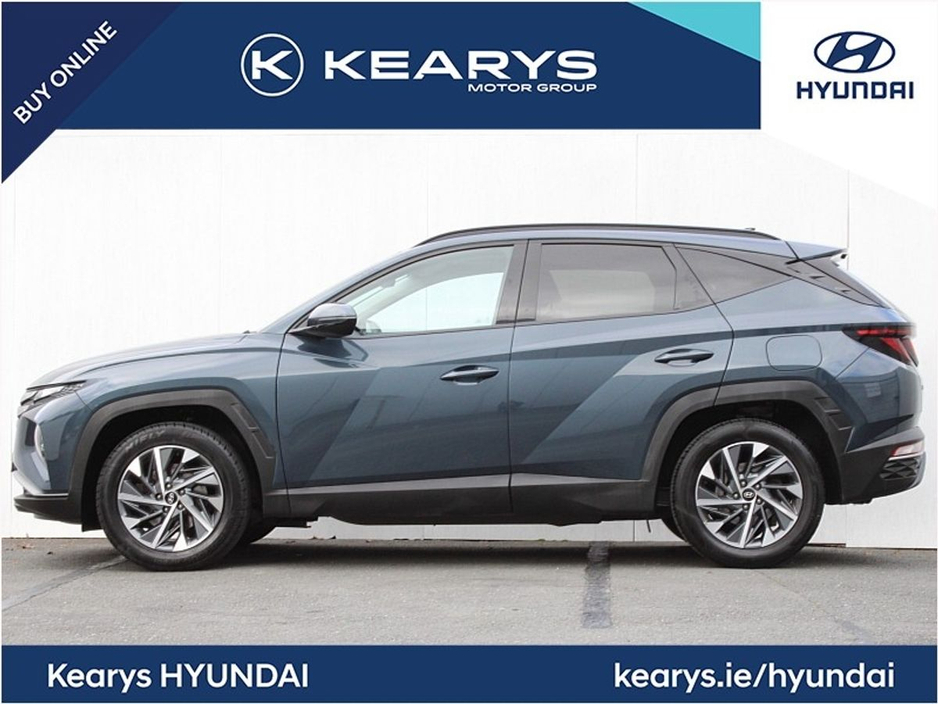 2022 Hyundai Tucson - image 3