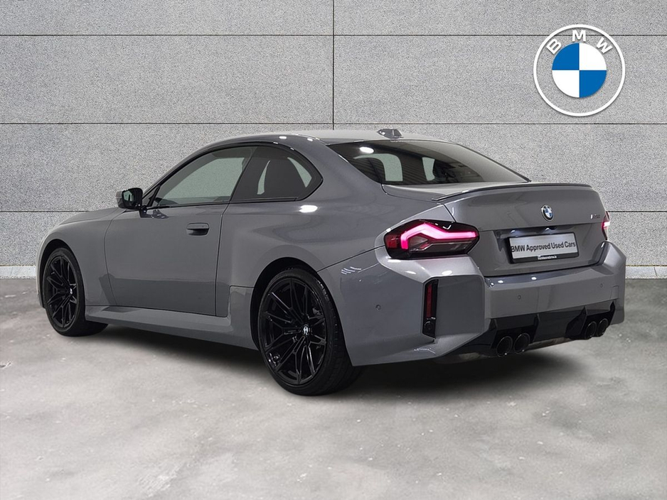 2025 BMW M2 - image 2