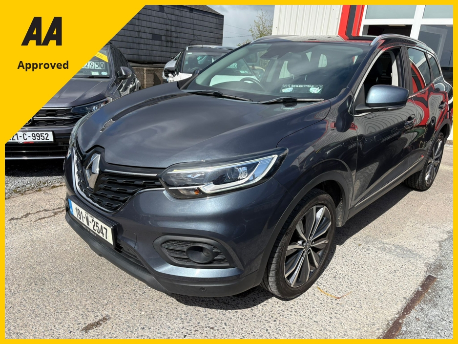 2019 Renault Kadjar - image 2