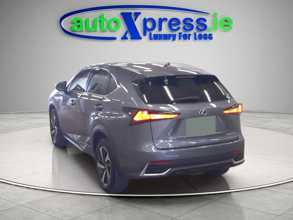 2020 Lexus NX 300 h - image 9