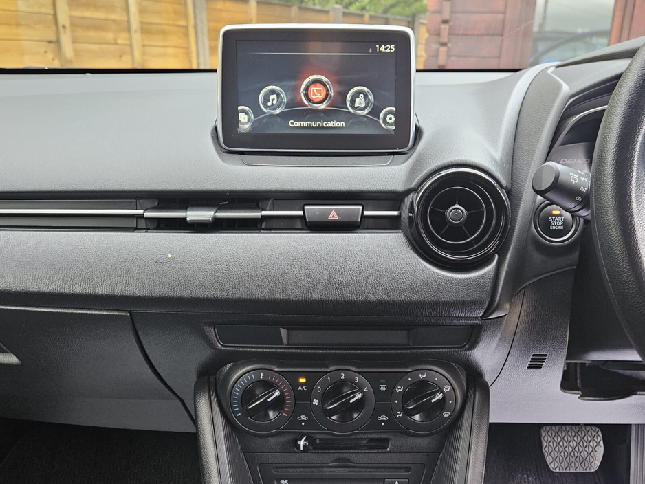 2016 Mazda Demio - image 17