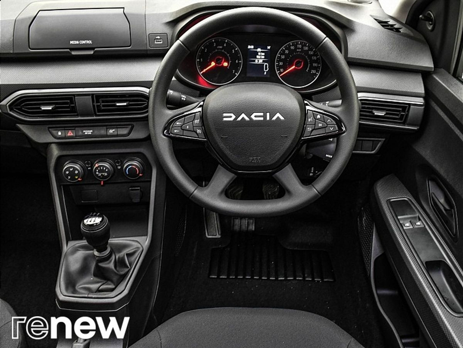 2023 Dacia Sandero - image 31