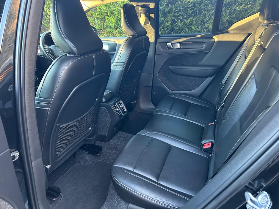 2020 Volvo XC40 D3 MOMENTUM 5DR €27,750