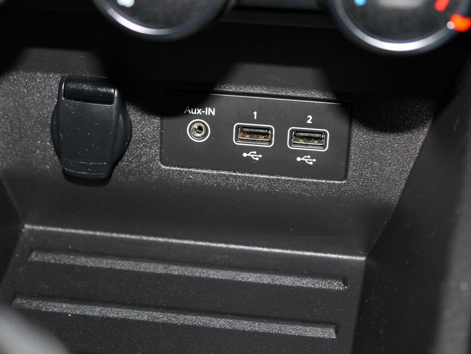 2022 Renault Clio - image 19