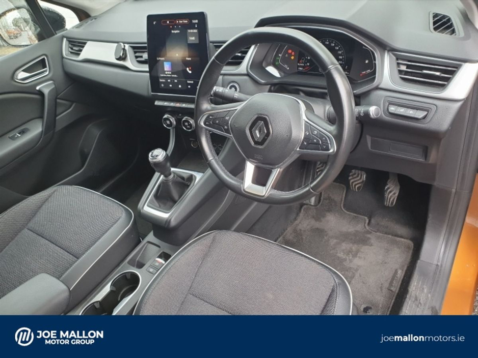 2020 Renault Captur - image 9