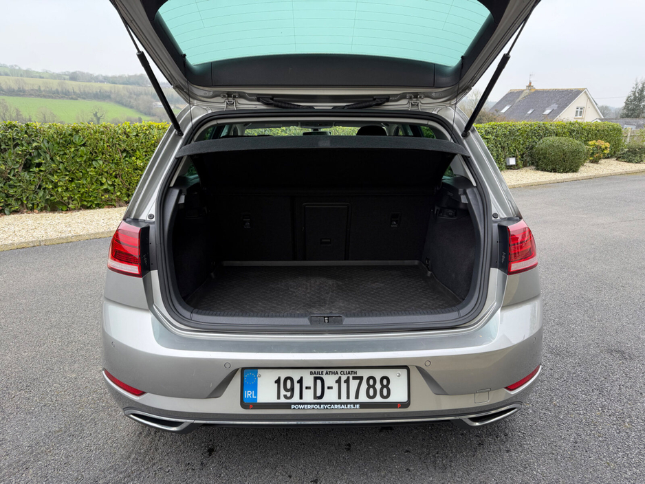 2019 Volkswagen Golf - image 15