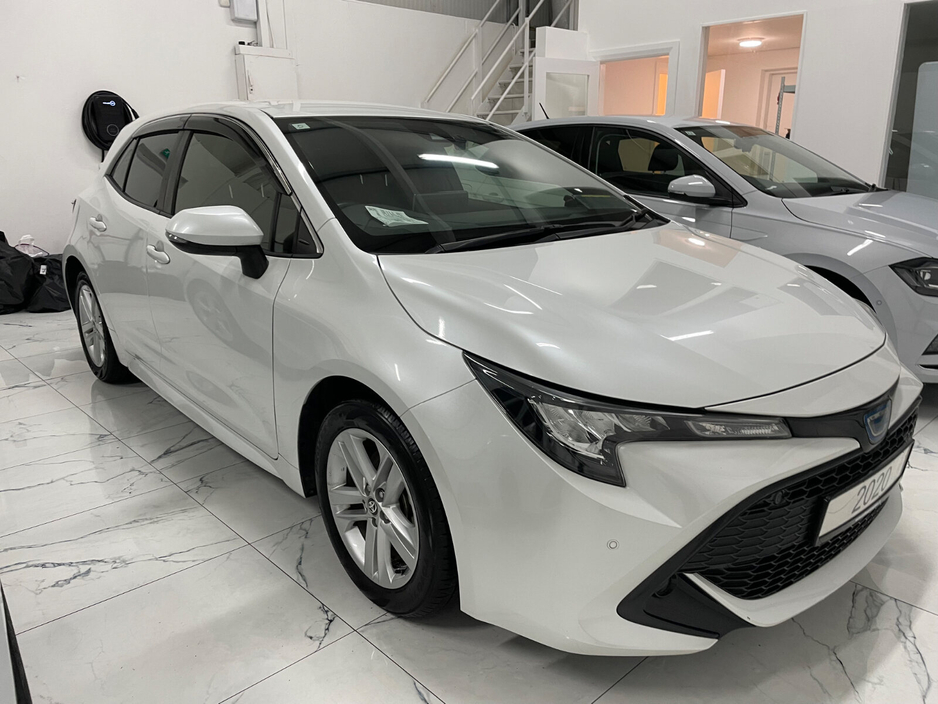 2020 Toyota Corolla 1.8 Hybrid Luna Sport Hatchback €18,995
