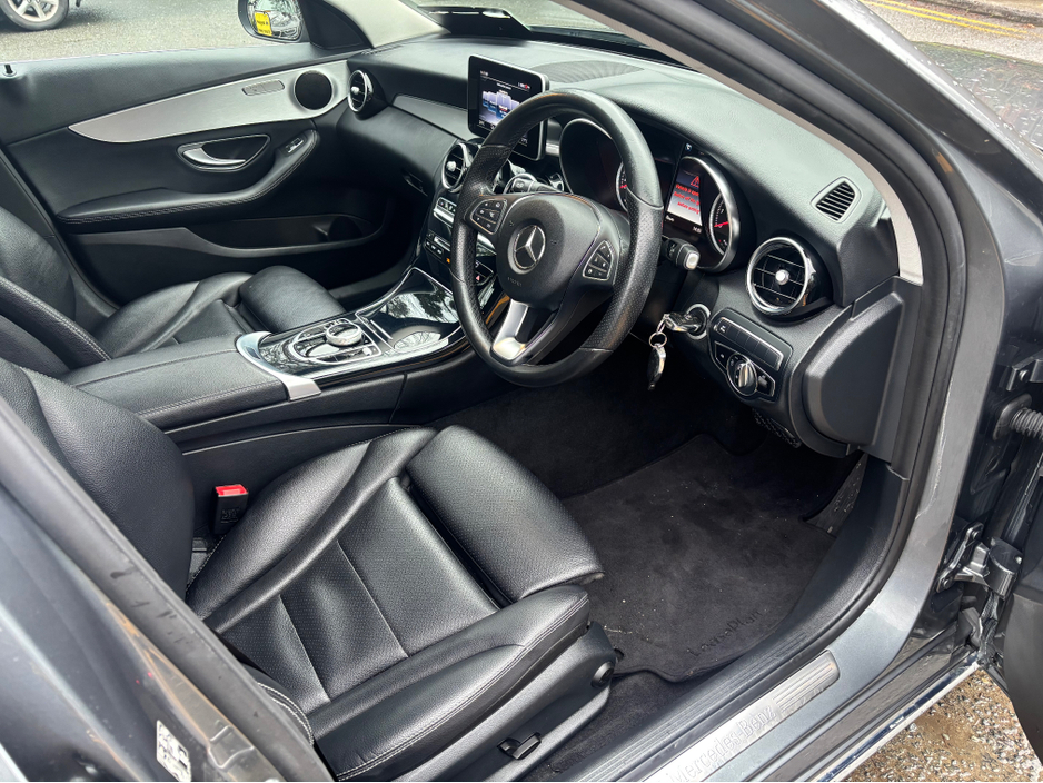 2018 Mercedes-Benz C Class - image 9