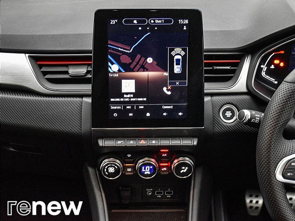 2022 Renault Captur - image 22